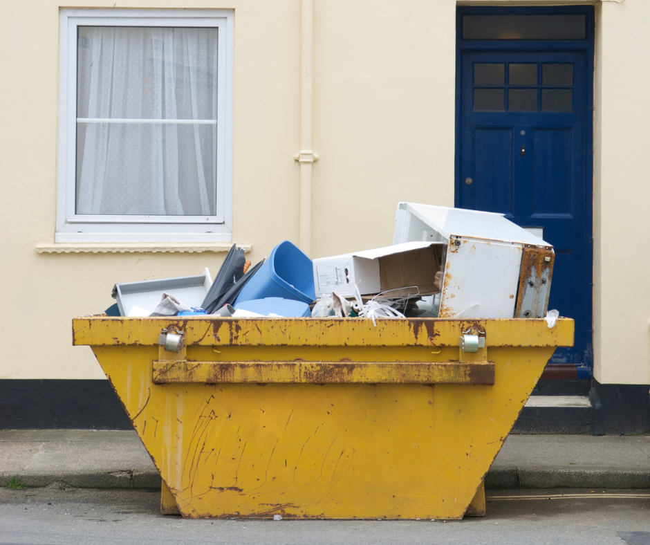 6-yard Skip Hire in East Lothian, 6-yard skips are ideal for bulky household waste and construction waste, click here for 6-yard skip hire prices in East Lothian and book a skip near me